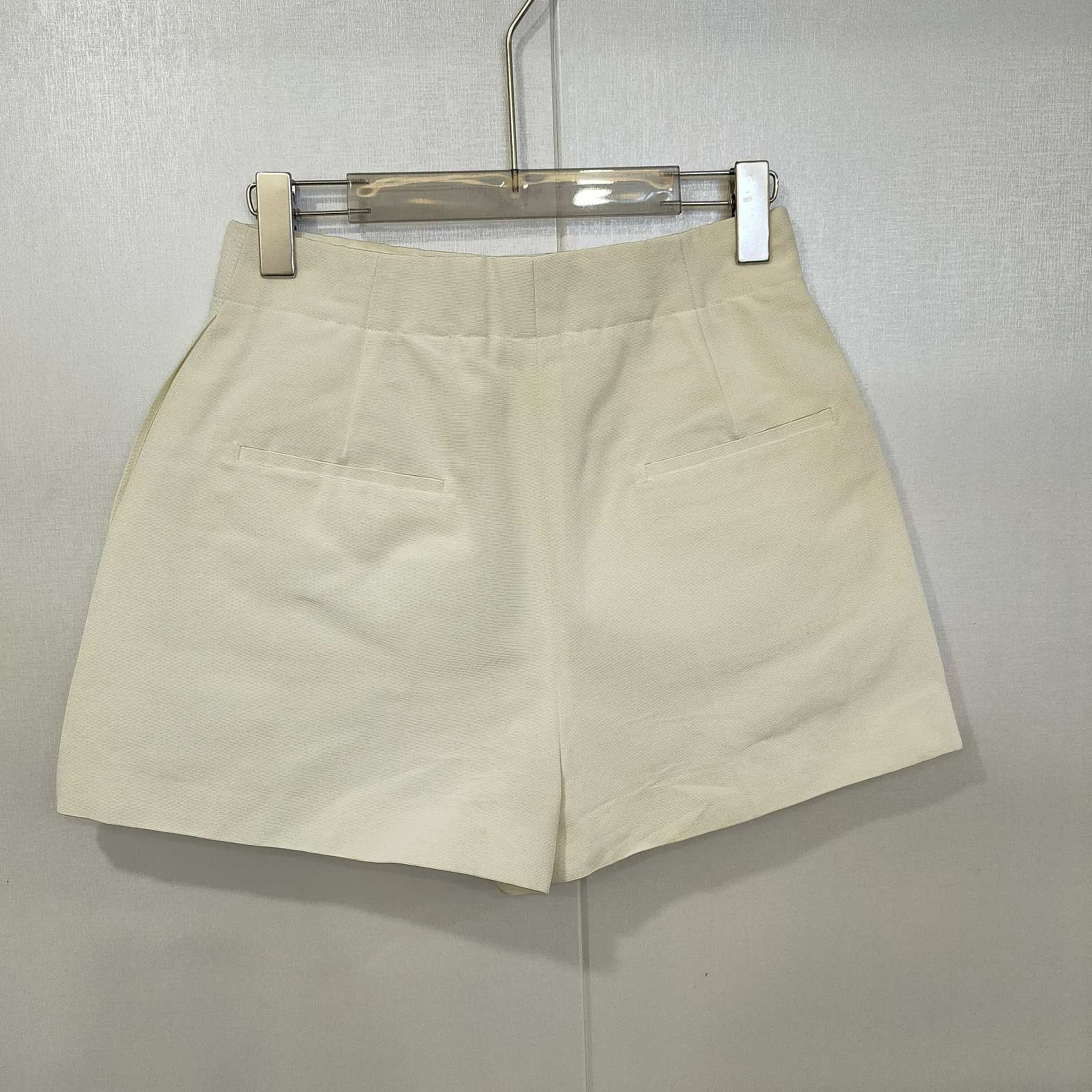 Dior Christian Dior Silk Blend Shorts Size US 6 Size 27" / US 4 / IT 40 - 2 Thumbnail