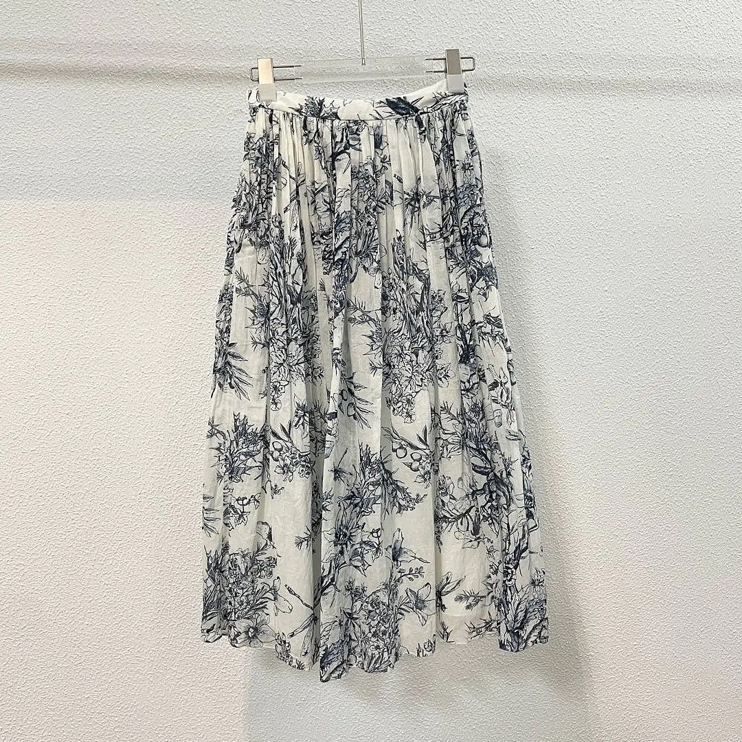 Dior Dior Blue Floral Midi Skirt Size 34 Size 25" / US 0 / IT 36 - 2 Thumbnail