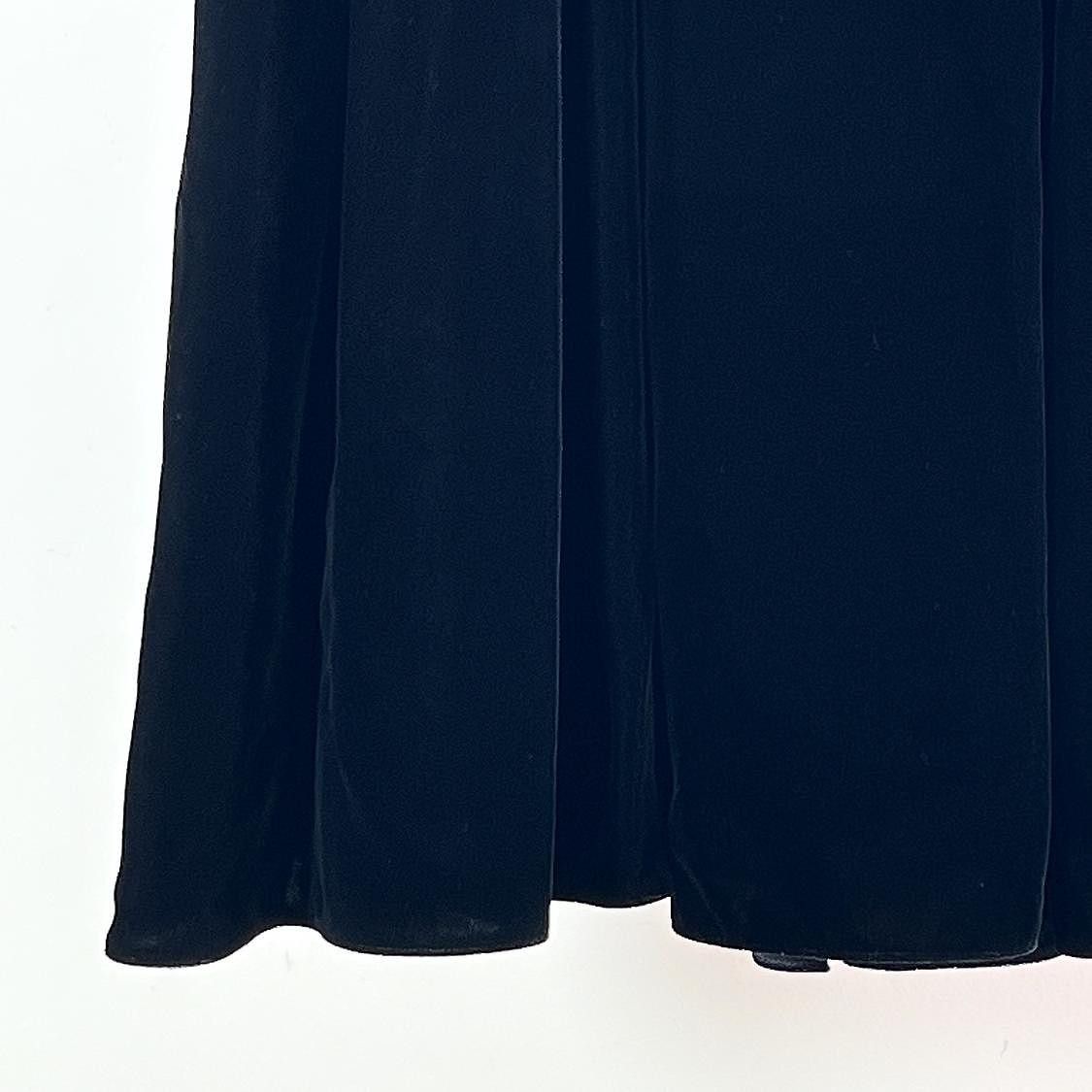 Dior Dior Black Velvet Midi Skirt Size FR 38 Size 27" / US 4 / IT 40 - 5 Thumbnail