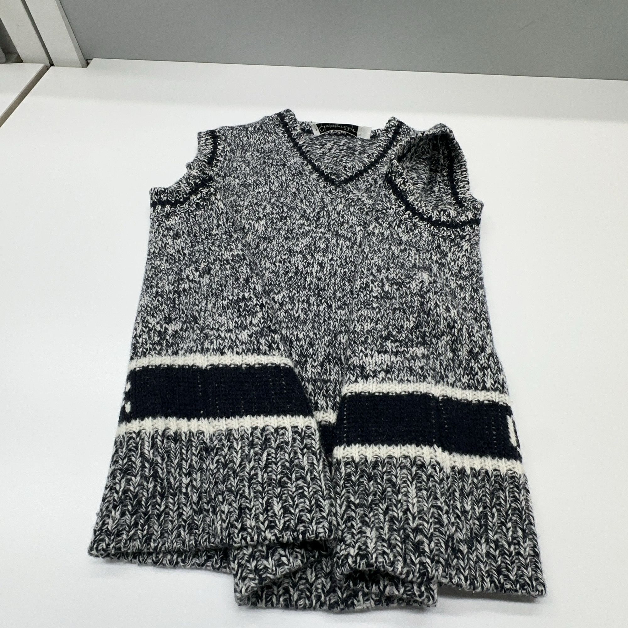 Dior Dior Logo Striped Knit Sweater Vest Size 34 Size XS / US 0-2 / IT 36-38 - 10 Thumbnail