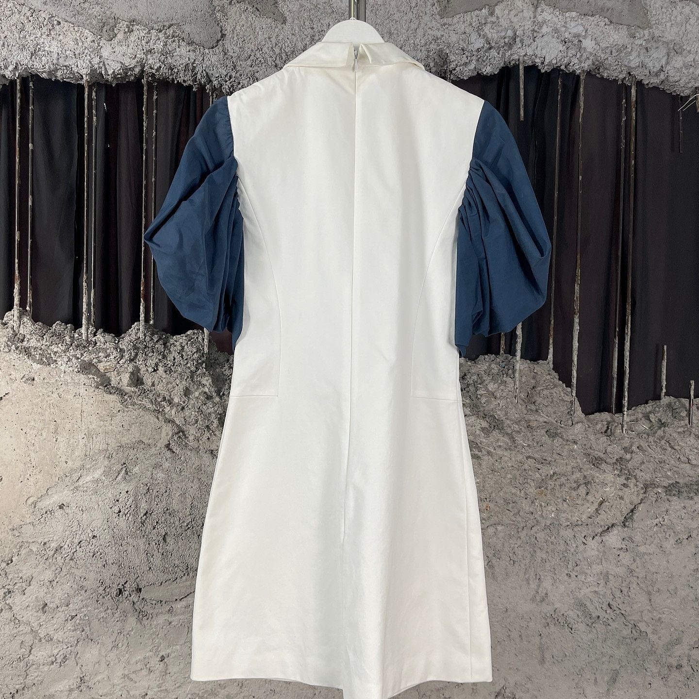 Dior Dior Contrast Sleeve Mini Dress Size 34 Size XS / US 0-2 / IT 36-38 - 2 Thumbnail
