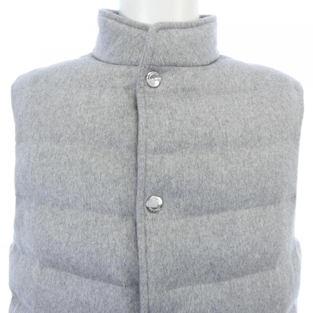 Other Other Kired Cashmere Down Vest Textile Outerwear DUTY FREE for USA Size ONE SIZE - 5 Thumbnail