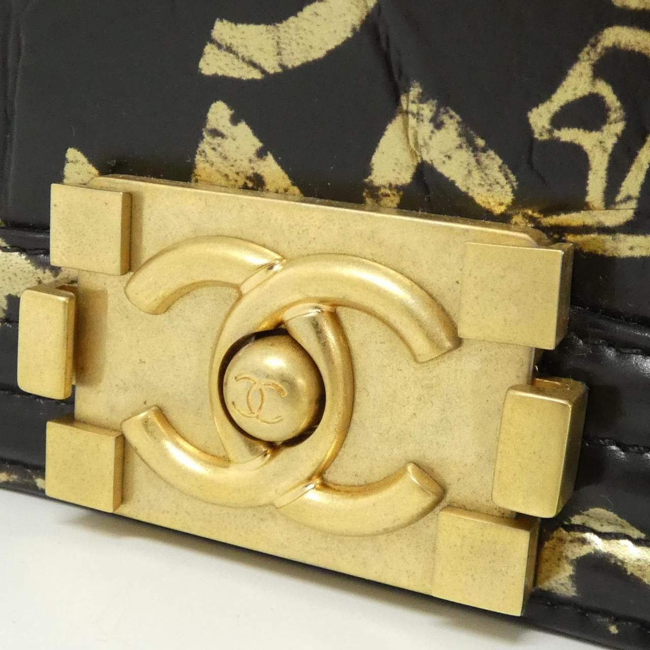 Chanel Chanel Chanel Boy Chanel Leather Shoulder Bag Leather Shoulder Bag 67085 DUTY FREE for USA Size ONE SIZE - 4 Thumbnail