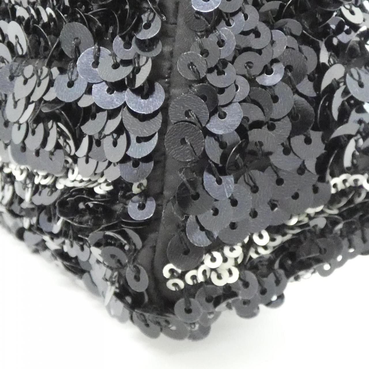 Chanel Chanel Chanel Sequin Shoulder Bag Textile Shoulder Bag DUTY FREE for USA Size ONE SIZE - 6 Thumbnail
