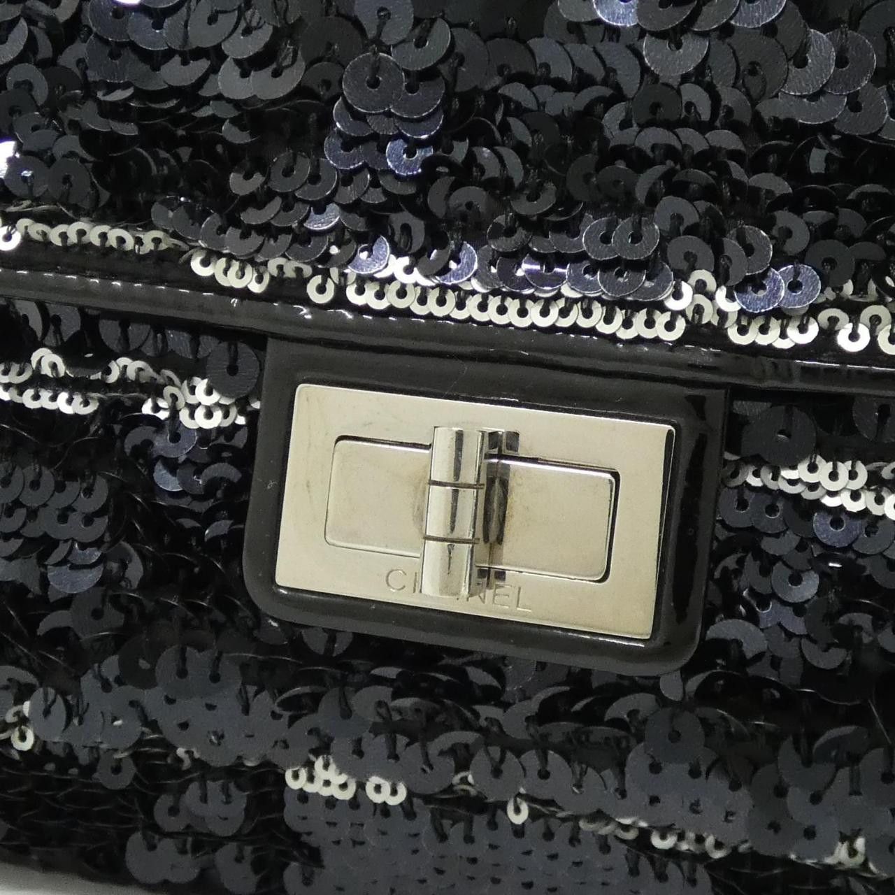 Chanel Chanel Chanel Sequin Shoulder Bag Textile Shoulder Bag DUTY FREE for USA Size ONE SIZE - 5 Thumbnail