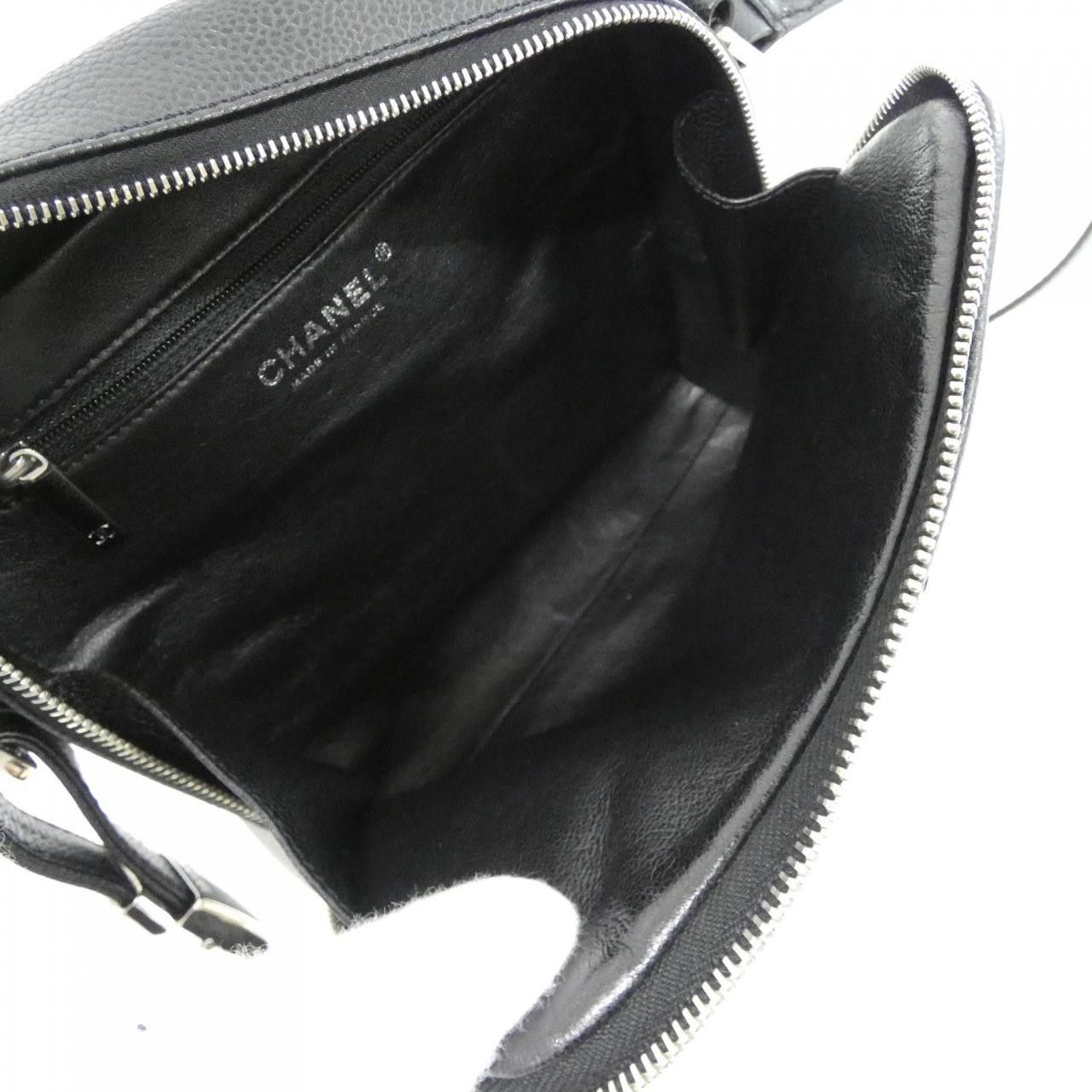 Chanel Chanel Chanel Grained Calf Shoulder Bag Leather Shoulder Bag DUTY FREE for USA Size ONE SIZE - 9 Thumbnail