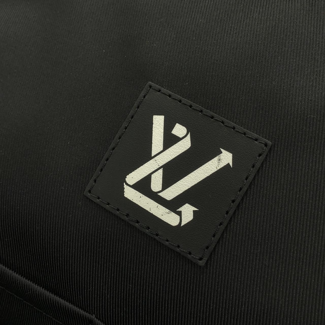 Louis Vuitton Louis Vuitton Louis Vuitton LV Snow Nylon Backpack Textile Backpack M21426 DUTY FREE for USA Size ONE SIZE - 8 Thumbnail