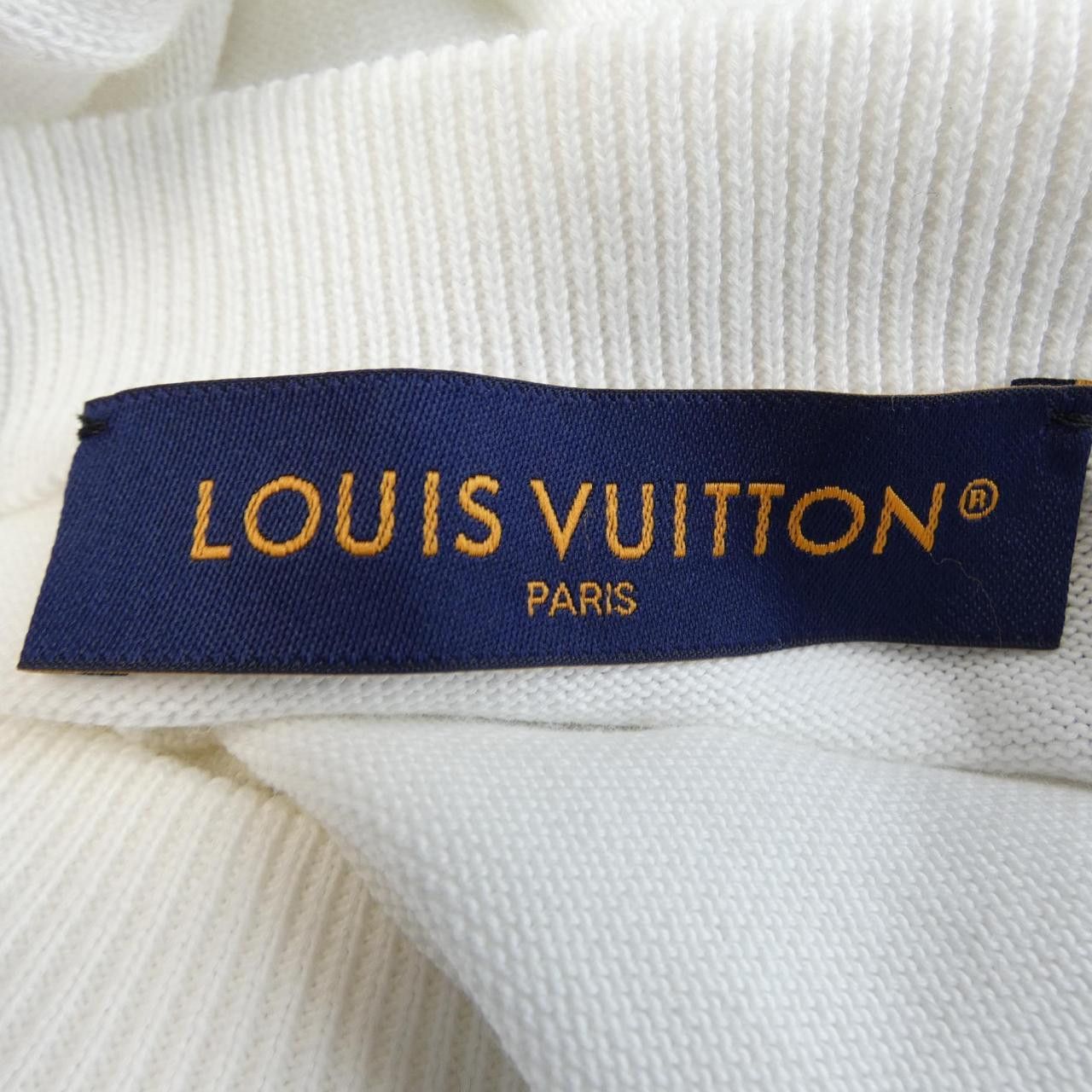 Louis Vuitton Louis Vuitton Louis Vuitton Graphic Short Sleeve Crewneck Cotton T Shirt Textile T-Shirts HON77WHA0 DUTY FREE for USA Size ONE SIZE - 4 Thumbnail