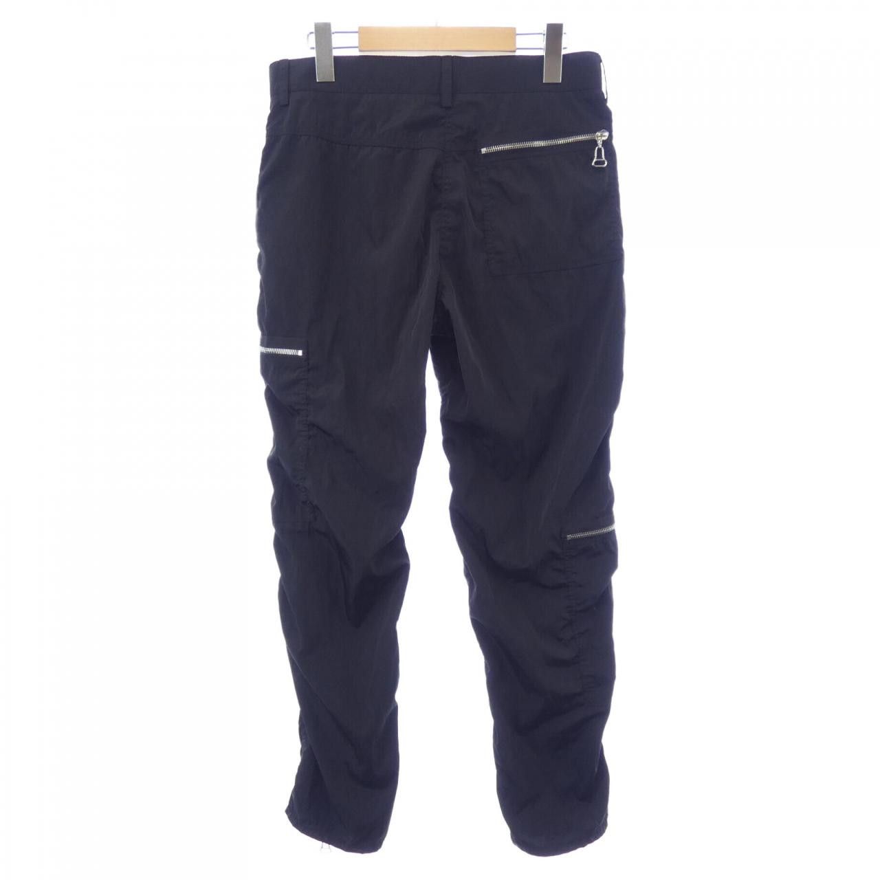 Louis Vuitton Louis Vuitton Louis Vuitton Monogram Sporty Pants Textile Pants FJPX88ZEX DUTY FREE for USA Size ONE SIZE - 2 Thumbnail