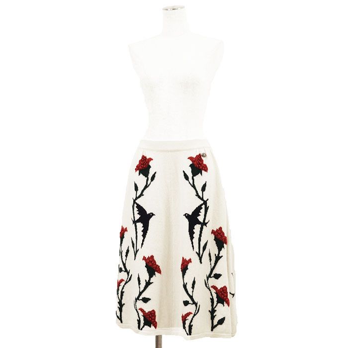Chanel Chanel Chanel Floral Cashmere Knit Skirt Textile Skirts P52065 DUTY FREE for USA Size ONE SIZE - 2 Thumbnail