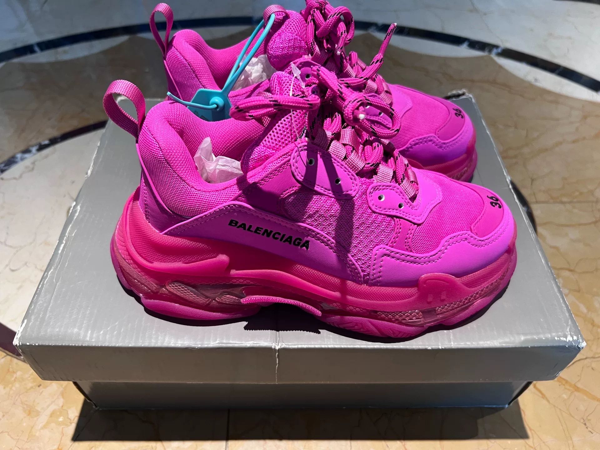 Balenciaga Balenciaga Size 36 New Item Size US 5 / IT 35 - 4 Thumbnail