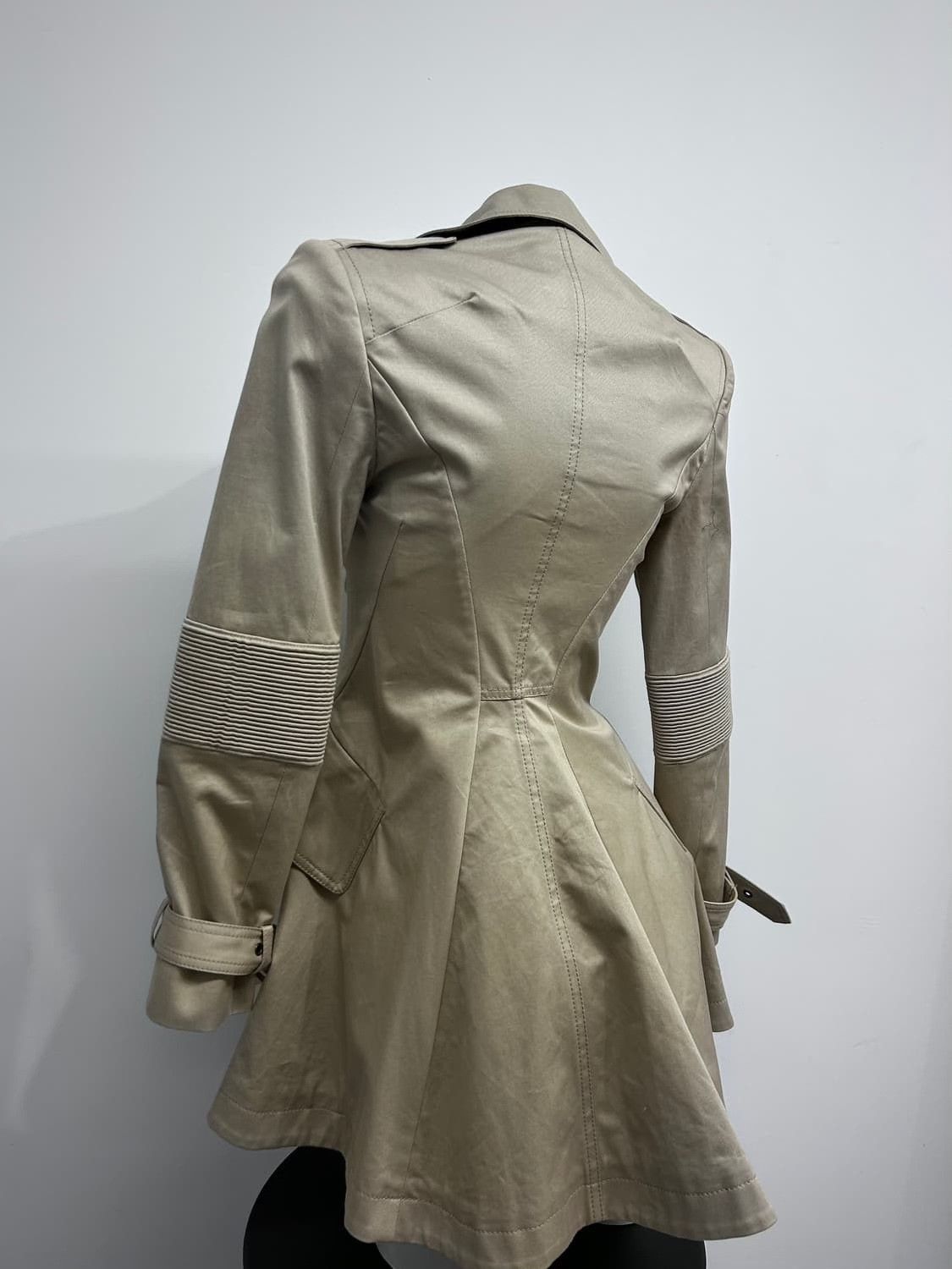 Alexander McQueen Alexander McQueen Vintage Trench Coat Size S / US 4 / IT 40 - 2 Thumbnail