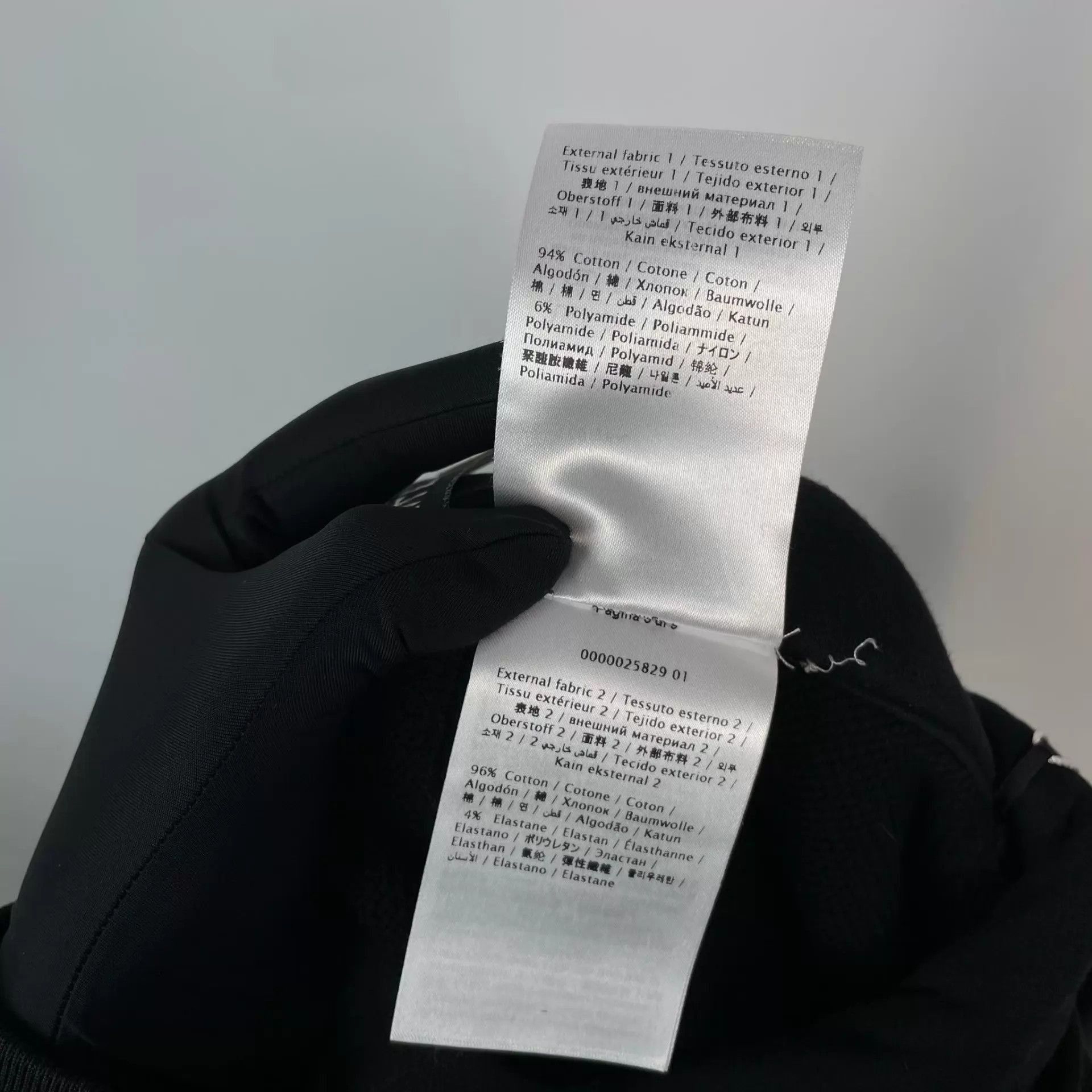 Valentino Classic Black Sweatshirt in XS Size US XS / EU 42 / 0 - 6 Thumbnail