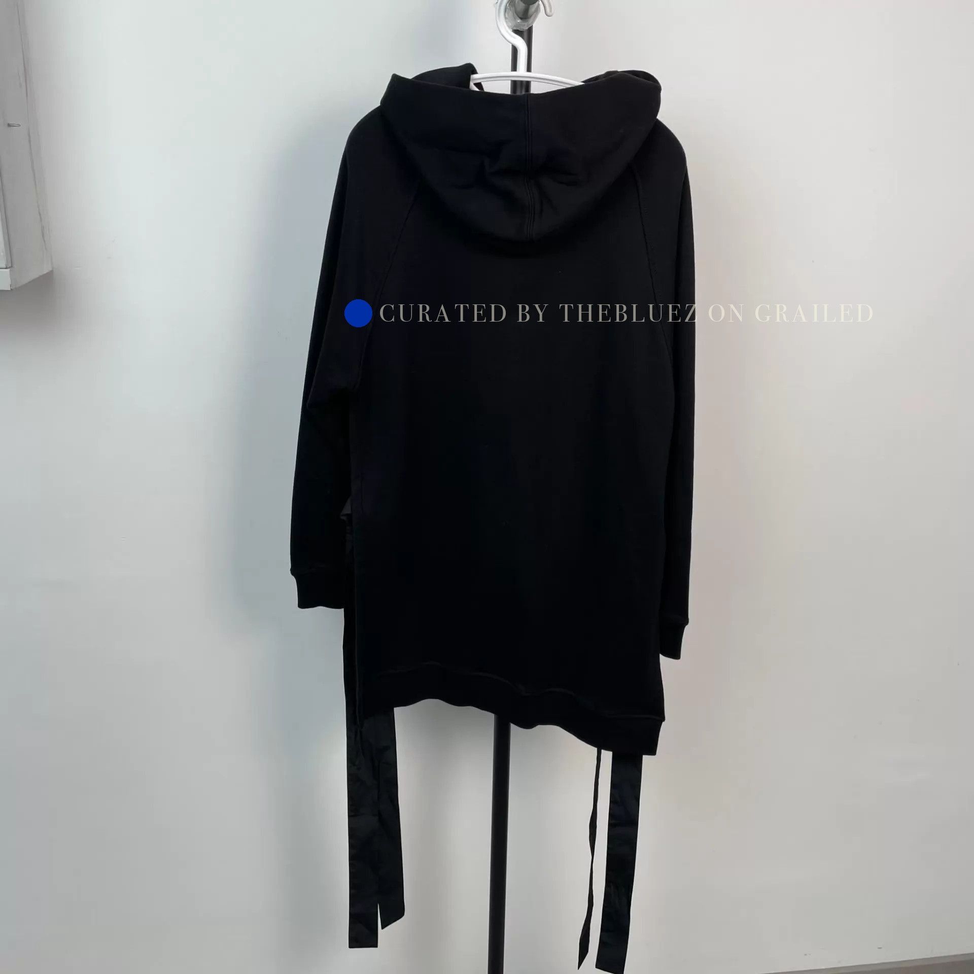 Valentino Classic Black Sweatshirt in XS Size US XS / EU 42 / 0 - 2 Thumbnail