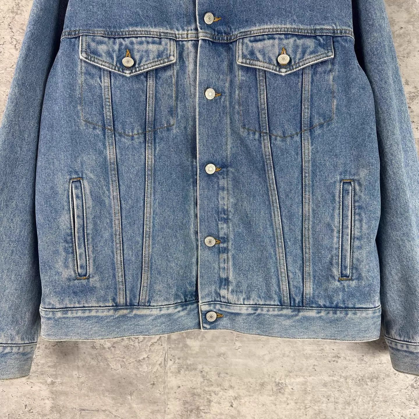 Gucci Logo Embroidered Denim Jacket in Blue Size US M / EU 48-50 / 2 - 4 Thumbnail