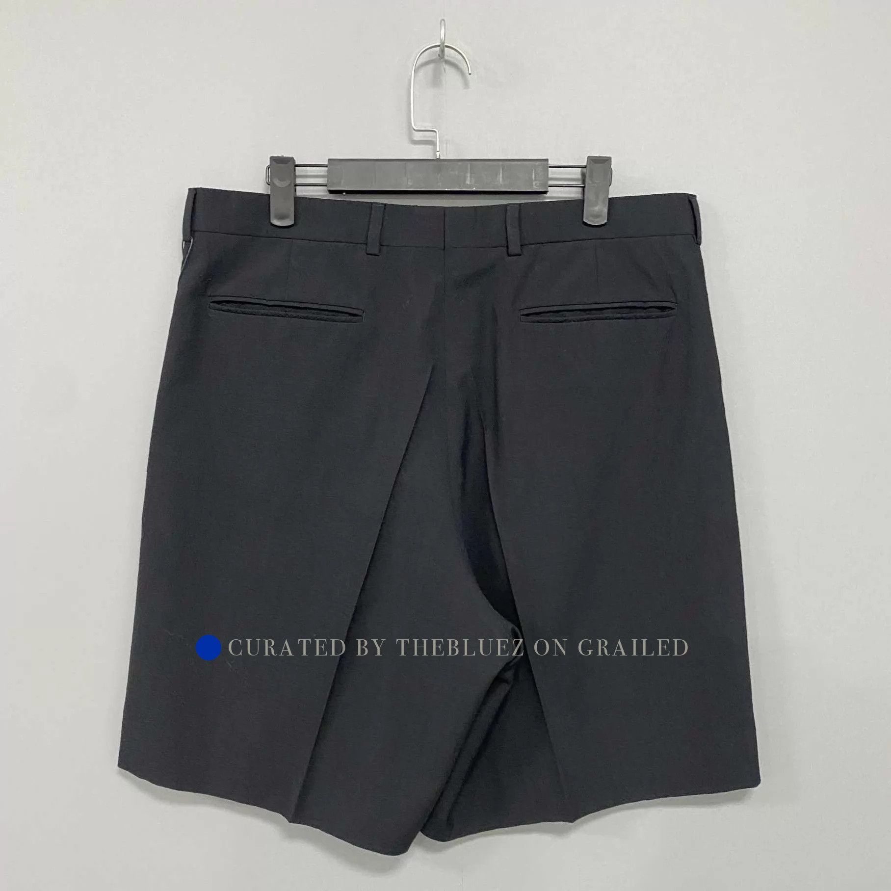 Dior Black Wool Shorts in Size 32 Size US 32 / EU 48 - 2 Thumbnail