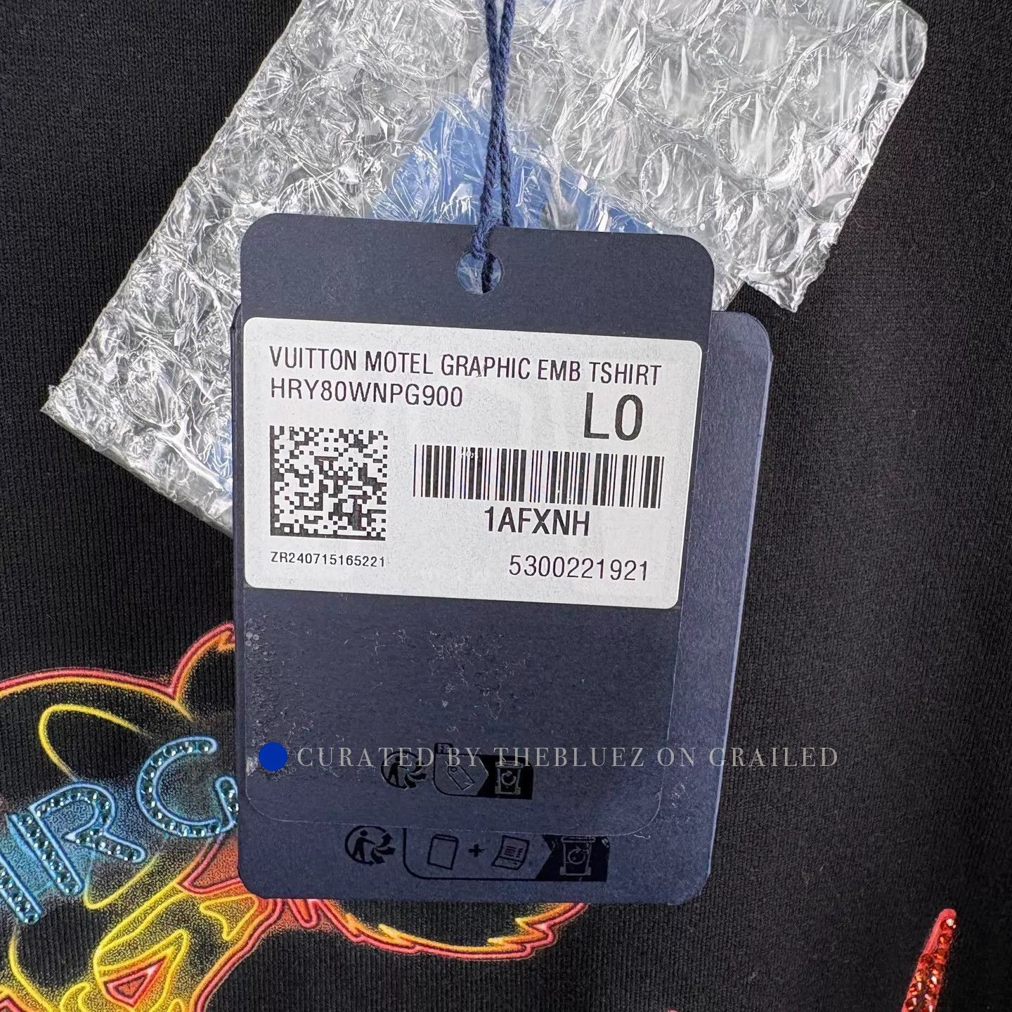 Louis Vuitton Neon Rhinestone Short Sleeve Tee in Black Size US L / EU 52-54 / 3 - 7 Thumbnail