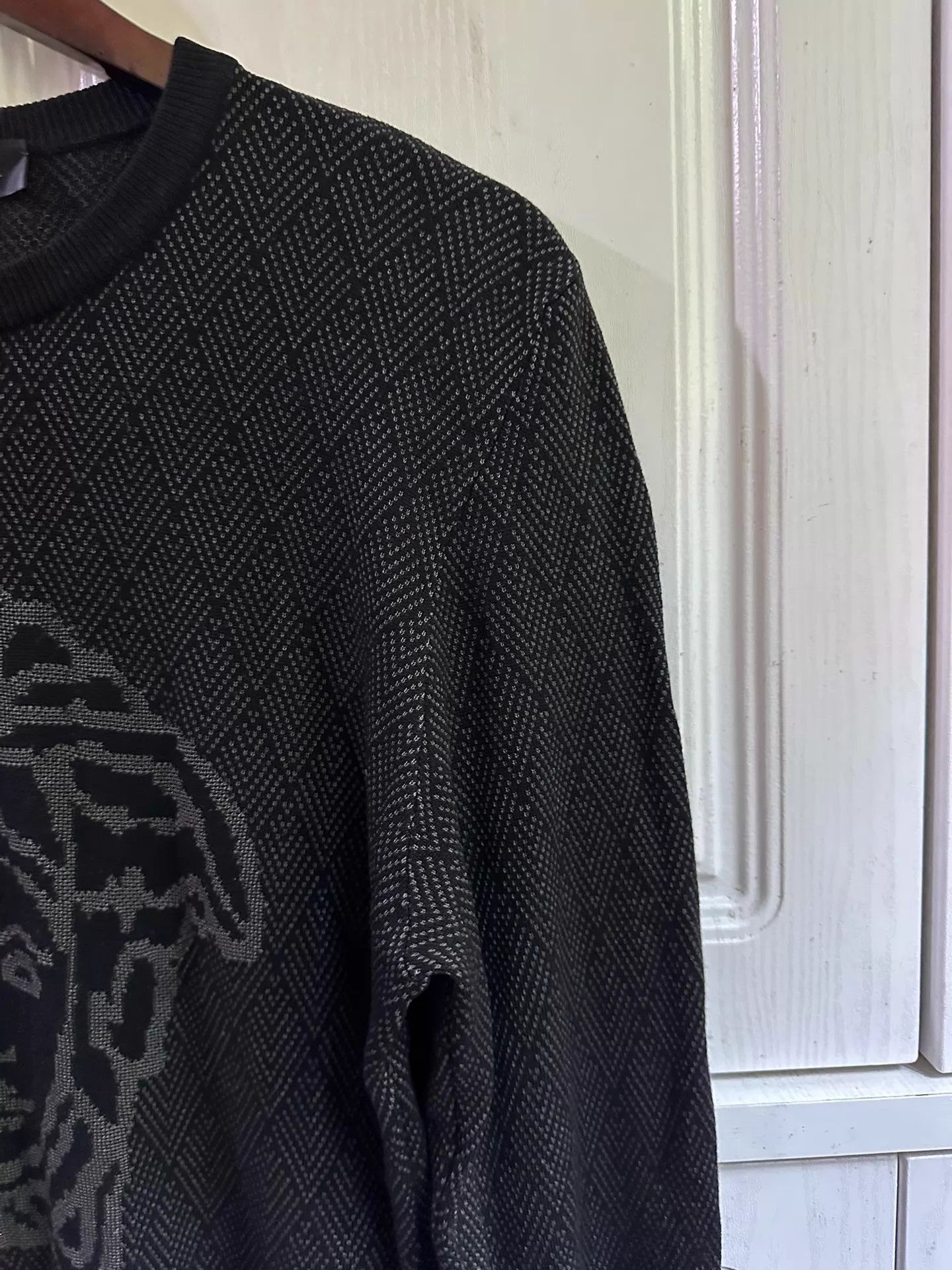 Versace Limited Edition Knit Sweater in Black Size US M / EU 48-50 / 2 - 5 Thumbnail