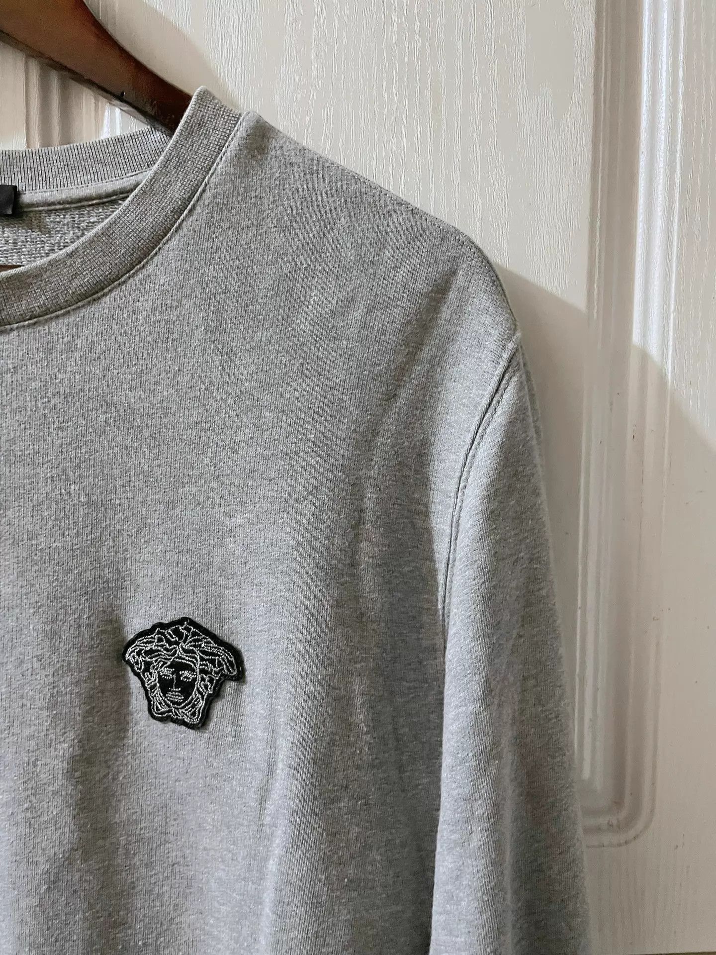 Versace Medusa Logo Knit Sweatshirt in Gray Size US L / EU 52-54 / 3 - 5 Thumbnail