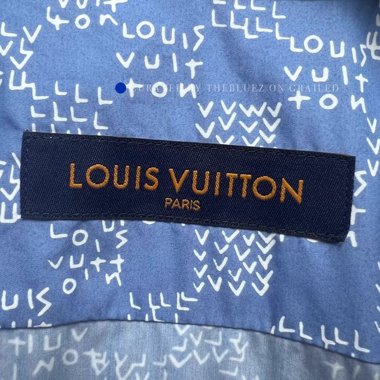 Louis Vuitton LV Blue Pin Airplane Logo Short Sleeve Shirt Size US S / EU 44-46 / 1 - 3 Thumbnail