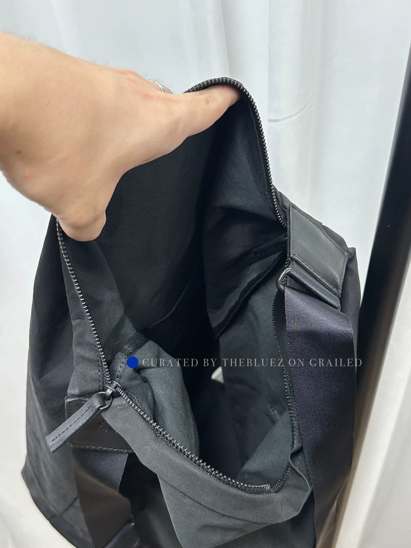 Yohji Yamamoto Sleek Black Nylon Bucket Bag Size ONE SIZE - 4 Thumbnail