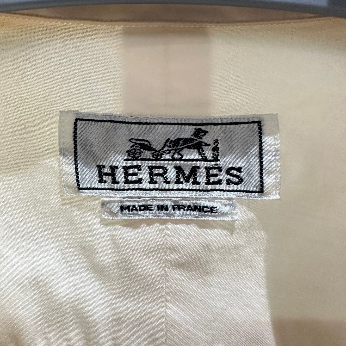 Hermes Solid Bow Tie Long Sleeve Shirt Size US L / EU 52-54 / 3 - 3 Thumbnail