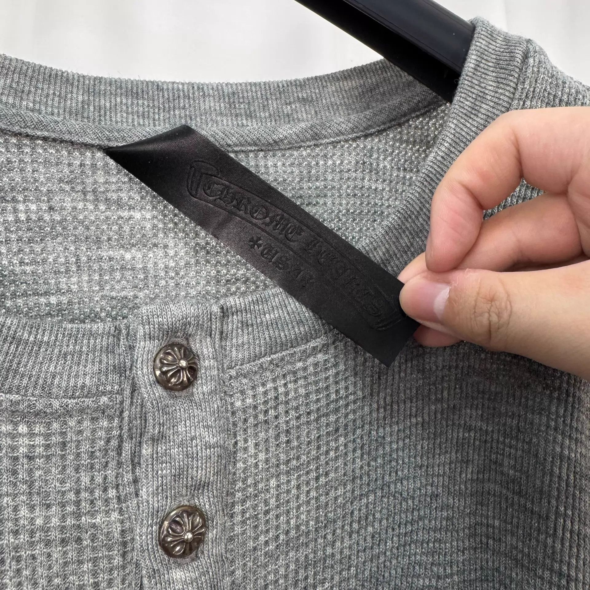 Chrome Hearts Gray Waffle Long Sleeve Shirt with Silver-Buttons Size US XL / EU 56 / 4 - 5 Thumbnail
