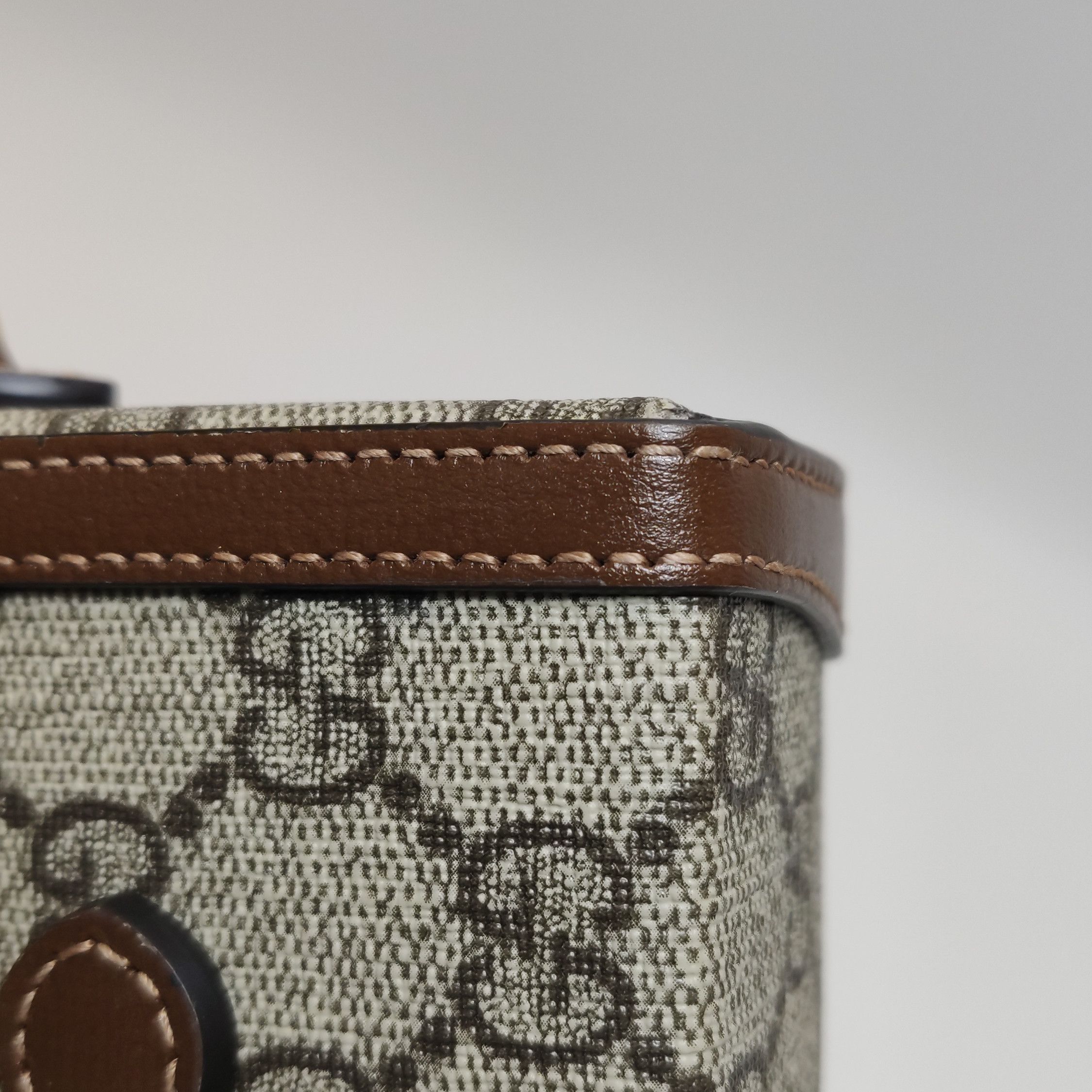 Gucci Gucci Women os Crossbody Bags Size ONE SIZE - 16 Thumbnail