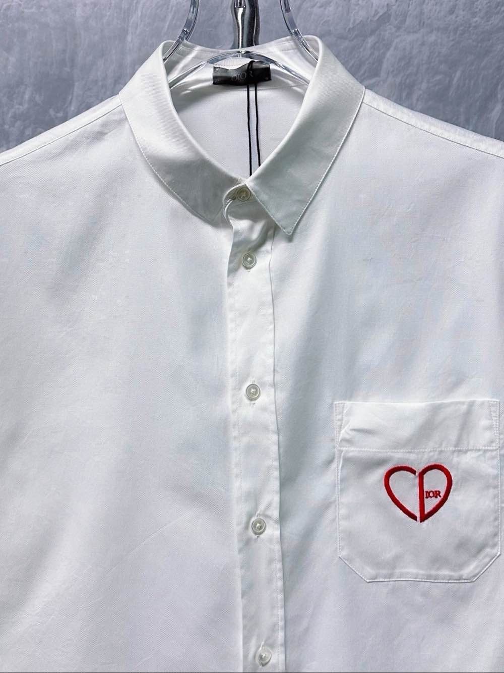 Dior Dior Heart Logo Embroidered Shirt Size M Size US M / EU 48-50 / 2 - 8 Thumbnail