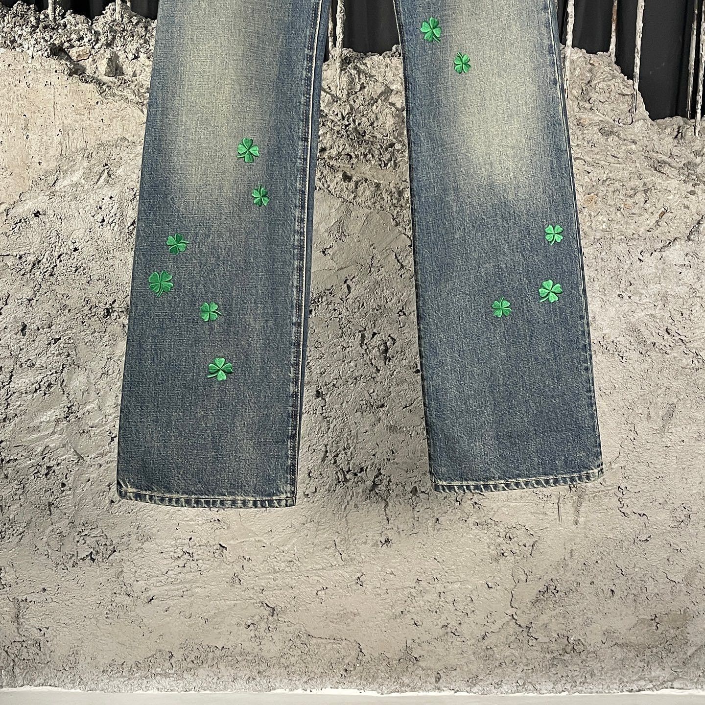 Dior Dior Clover Embroidery Jeans Size 40 Size 28" / US 6 / IT 42 - 6 Thumbnail
