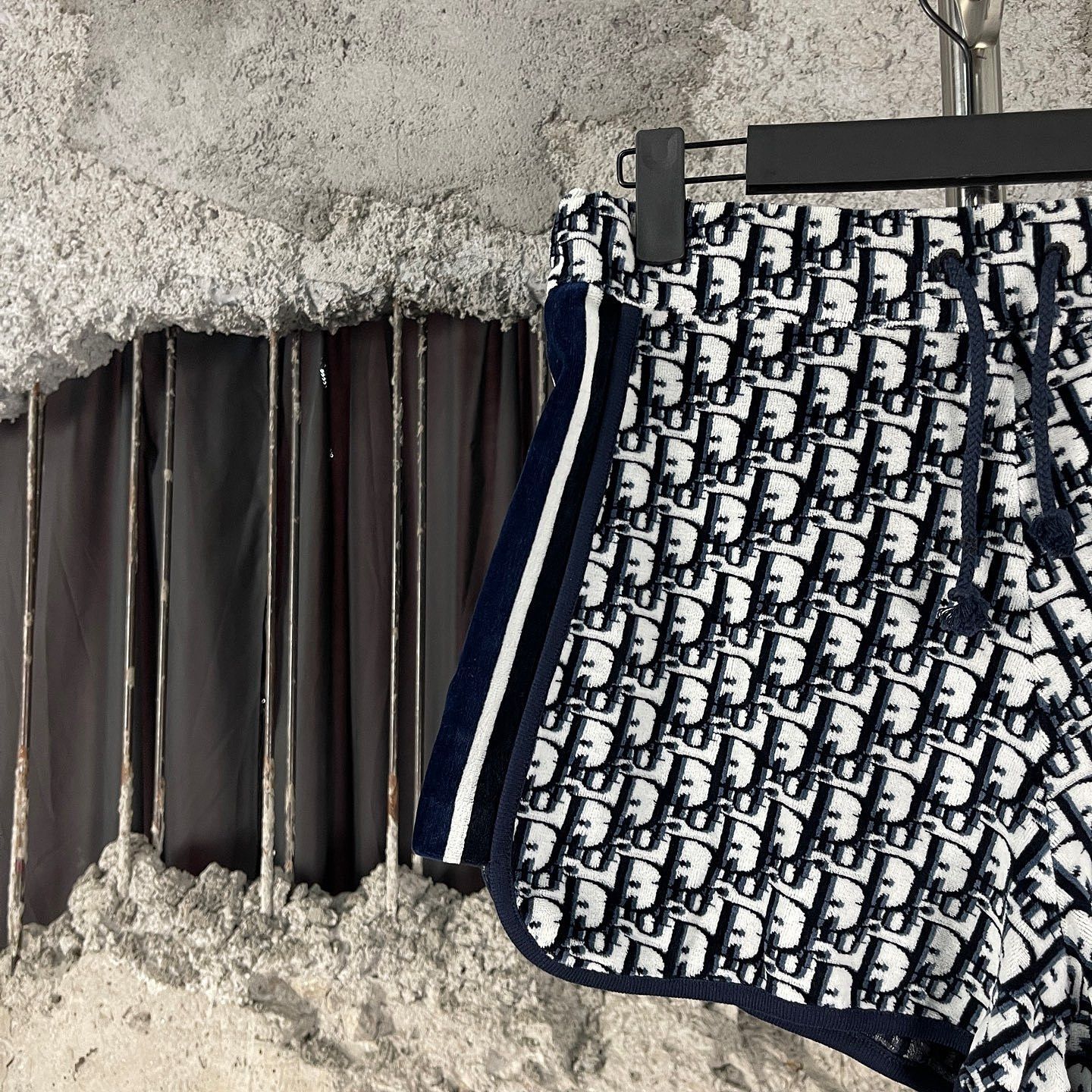 Dior Dior Oblique Jacquard Shorts Size M Size 28" / US 6 / IT 42 - 8 Thumbnail