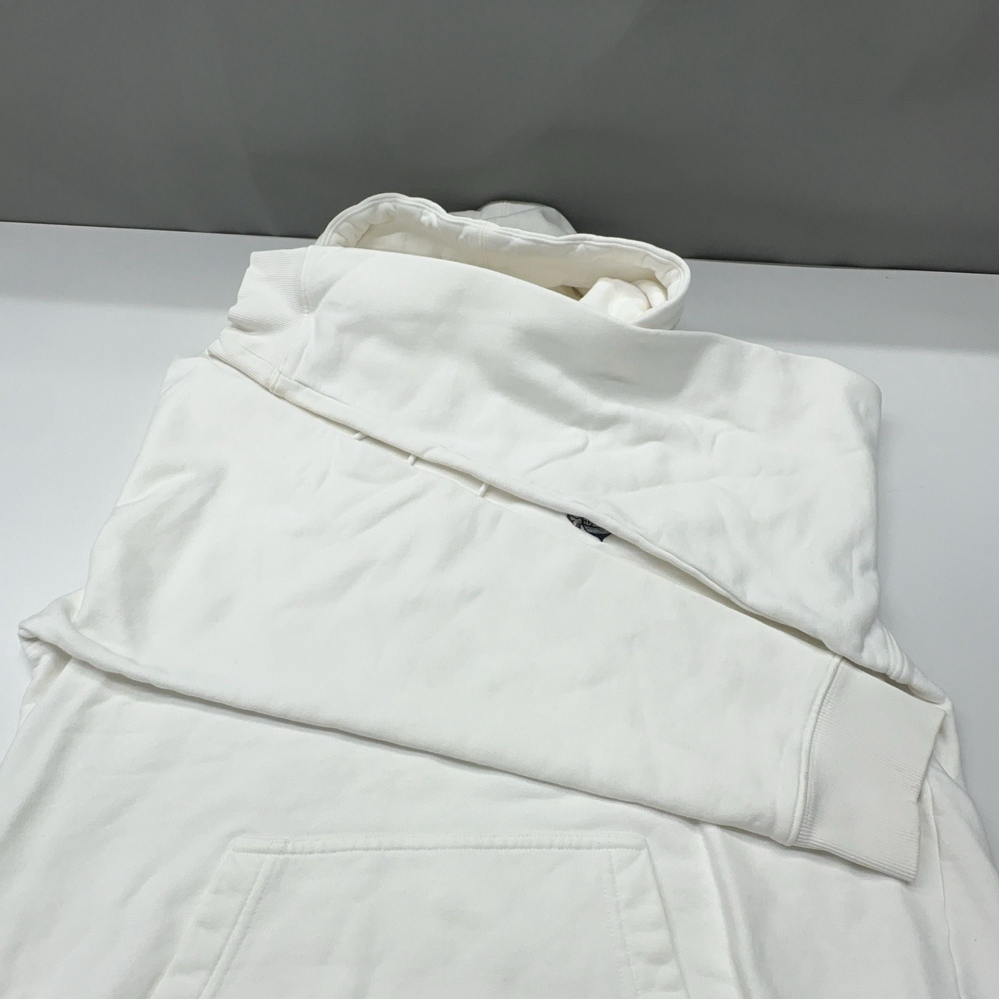 Dior Dior Bee Embroidery Hoodie Size L Size US L / EU 52-54 / 3 - 8 Thumbnail