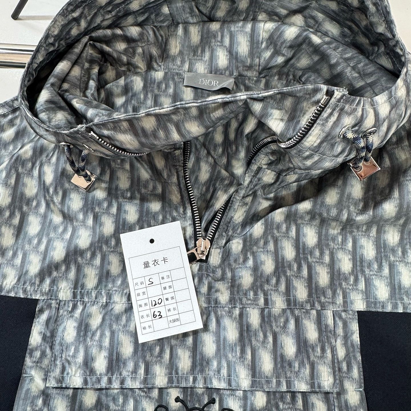 Dior Dior Bee Oblique Hooded Jacket Size S Size US S / EU 44-46 / 1 - 5 Thumbnail