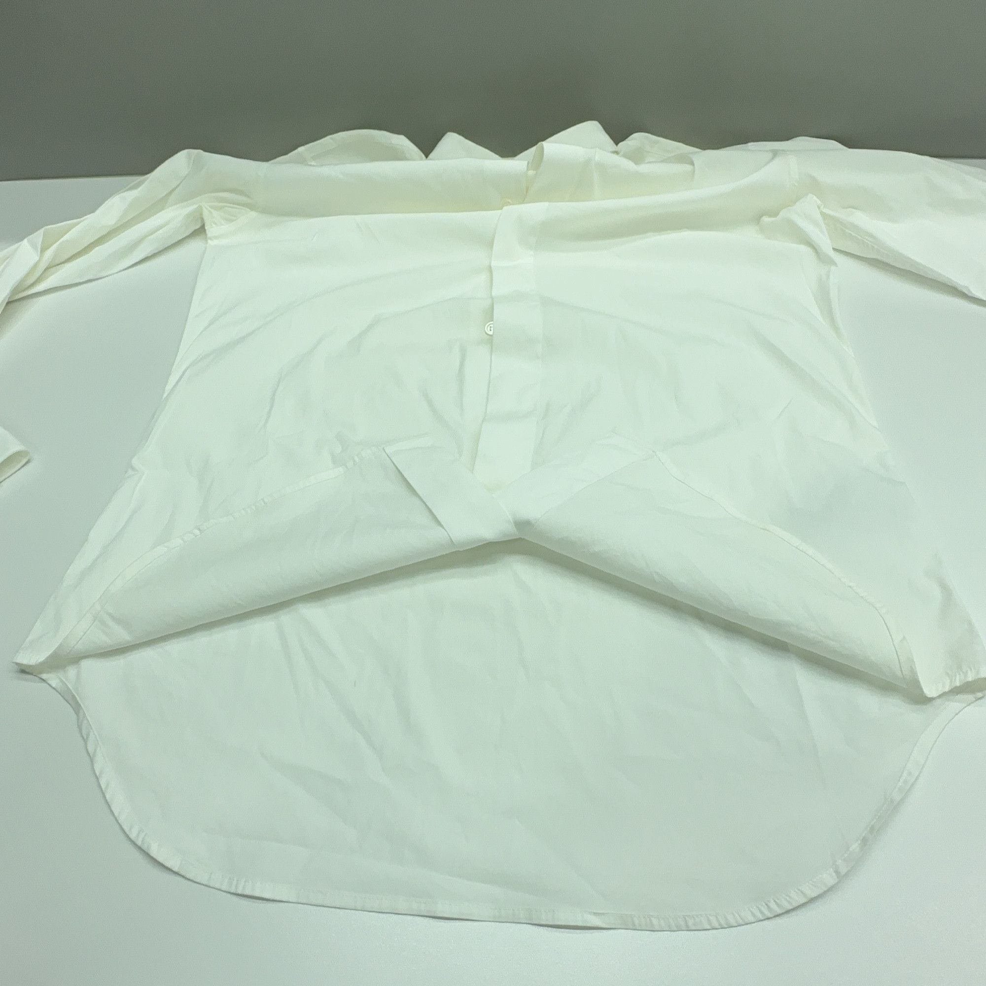 Dior Dior Bee Logo Shirt Size 39 Size US M / EU 48-50 / 2 - 8 Thumbnail