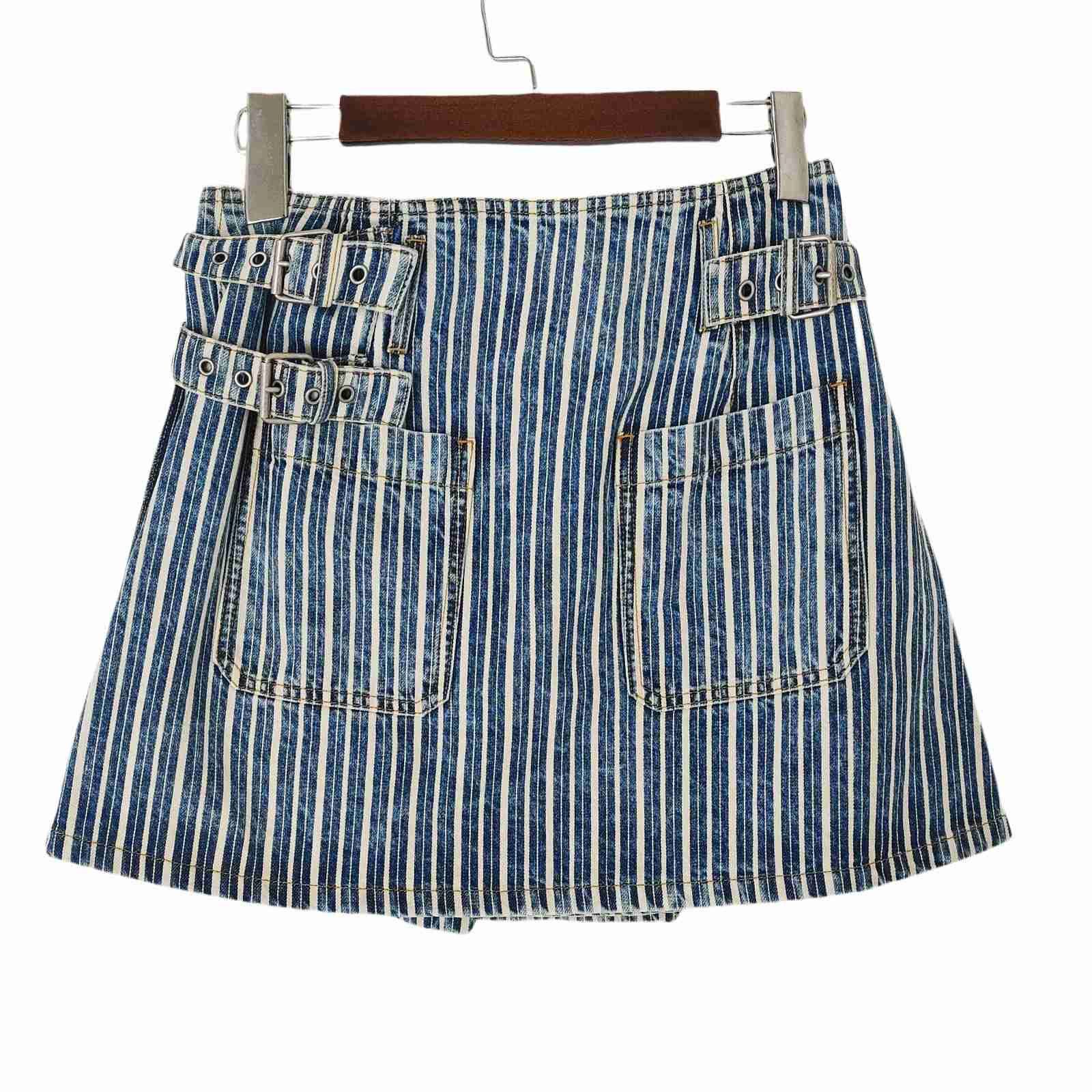 Dior Dior Striped Buckle Denim Mini Skirt Size 36 Size 26" / US 2 / IT 38 - 2 Thumbnail