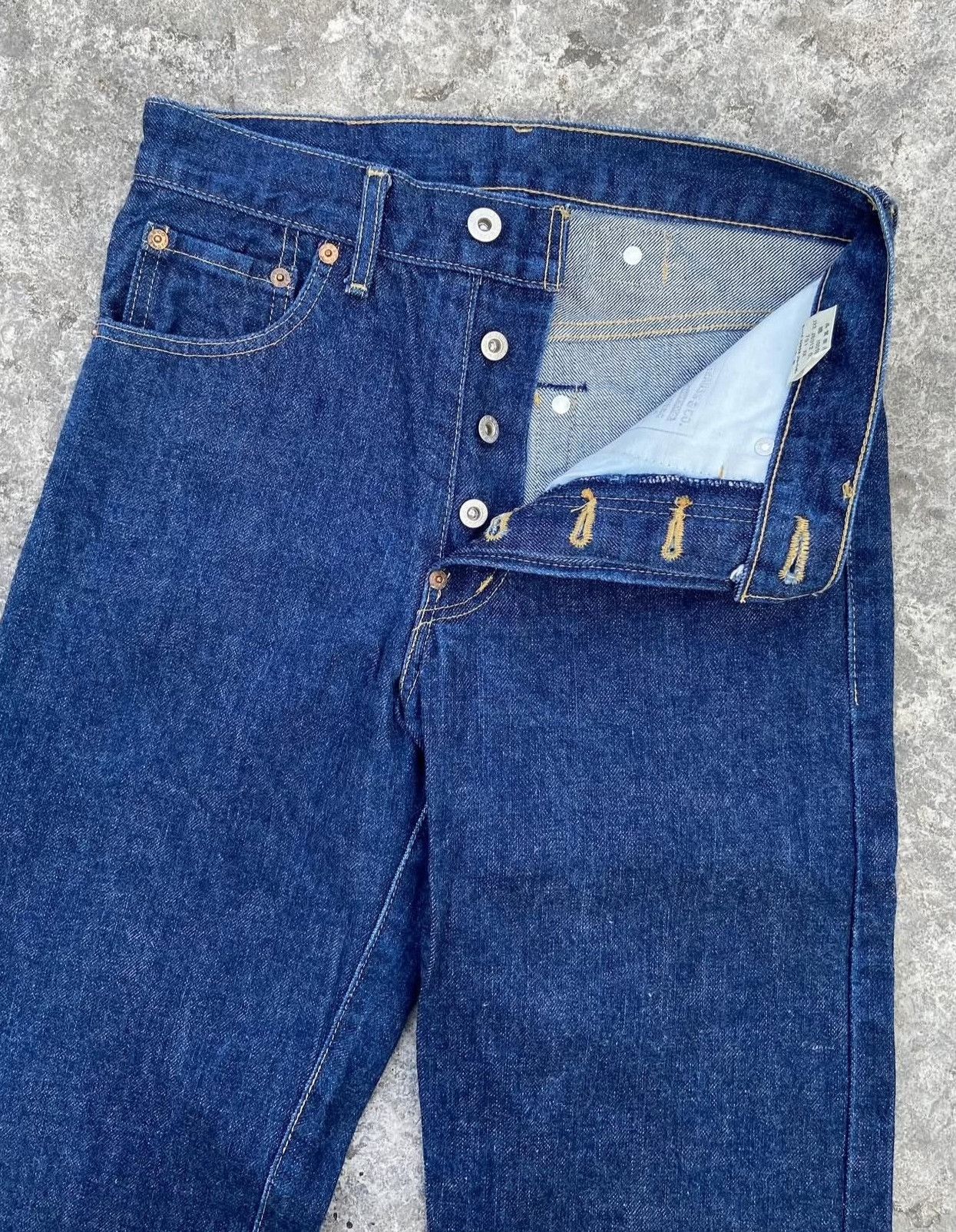 Vintage Vintage Levi's 90s 702xx BigE Japan Selvedge Size US 32 / EU 48 - 5 Thumbnail