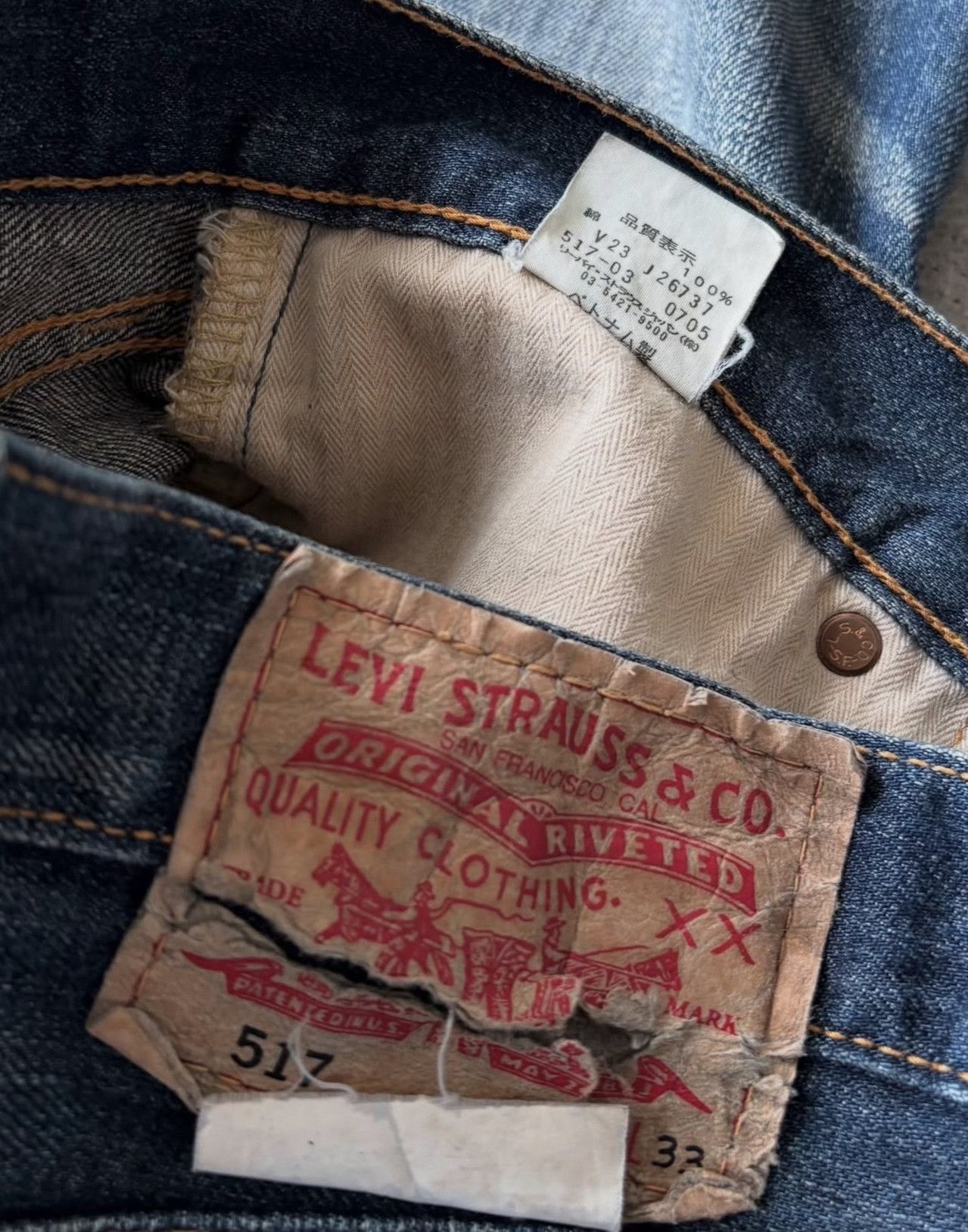 Levi's Vintage Levis 517 Indigo Faded Denim Pants Size US 30 / EU 46 - 4 Thumbnail