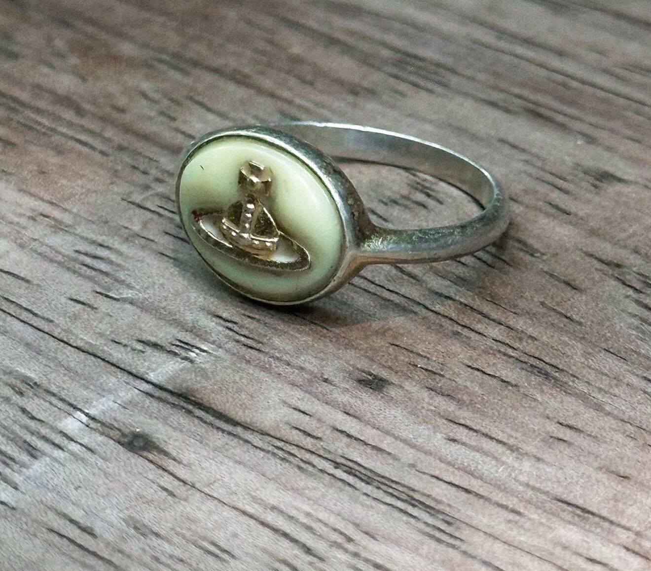 Vivienne Westwood Vintage Vivienne Westwood 2000s Silver 925 Signet Ring Size ONE SIZE - 2 Thumbnail