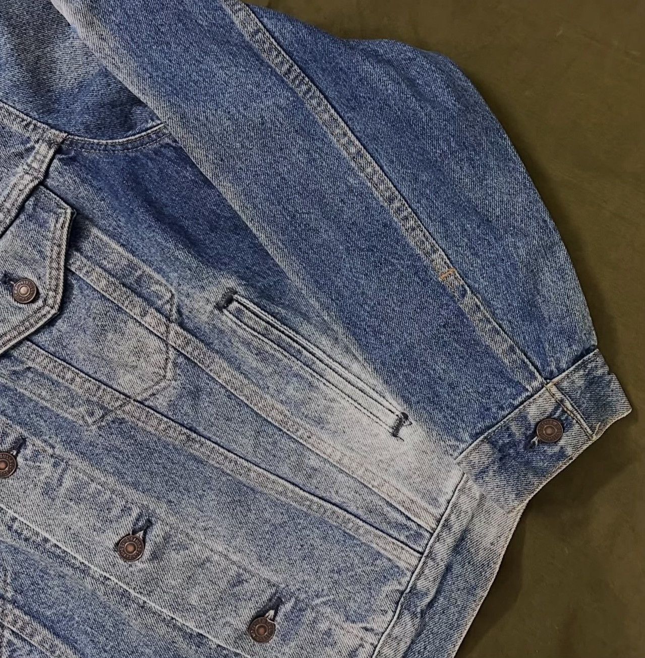 Levi's Vintage 1990s Levi's 70506 Trucker Jacket Size US M / EU 48-50 / 2 - 3 Thumbnail