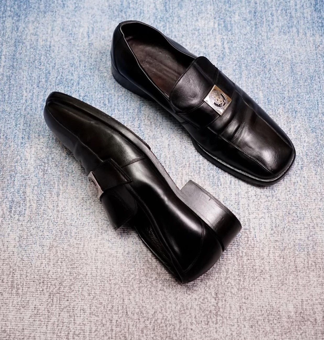 Vintage Vintage Gianni Versace Black Leather Loafer Size US 7.5 / EU 40-41 - 2 Thumbnail