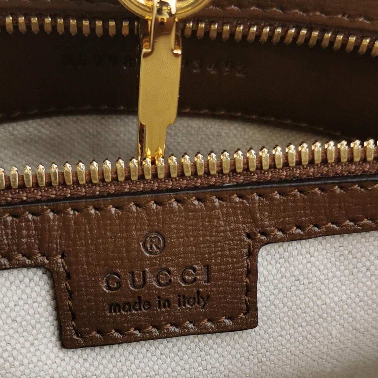 Gucci Gucci Women os Shoulder Bags Size ONE SIZE - 8 Thumbnail