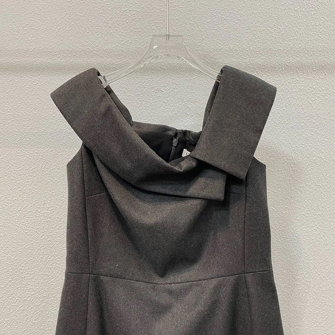 Dior Dior Off-Shoulder Wool Midi Dress Size 40 Size M / US 6-8 / IT 42-44 - 3 Thumbnail