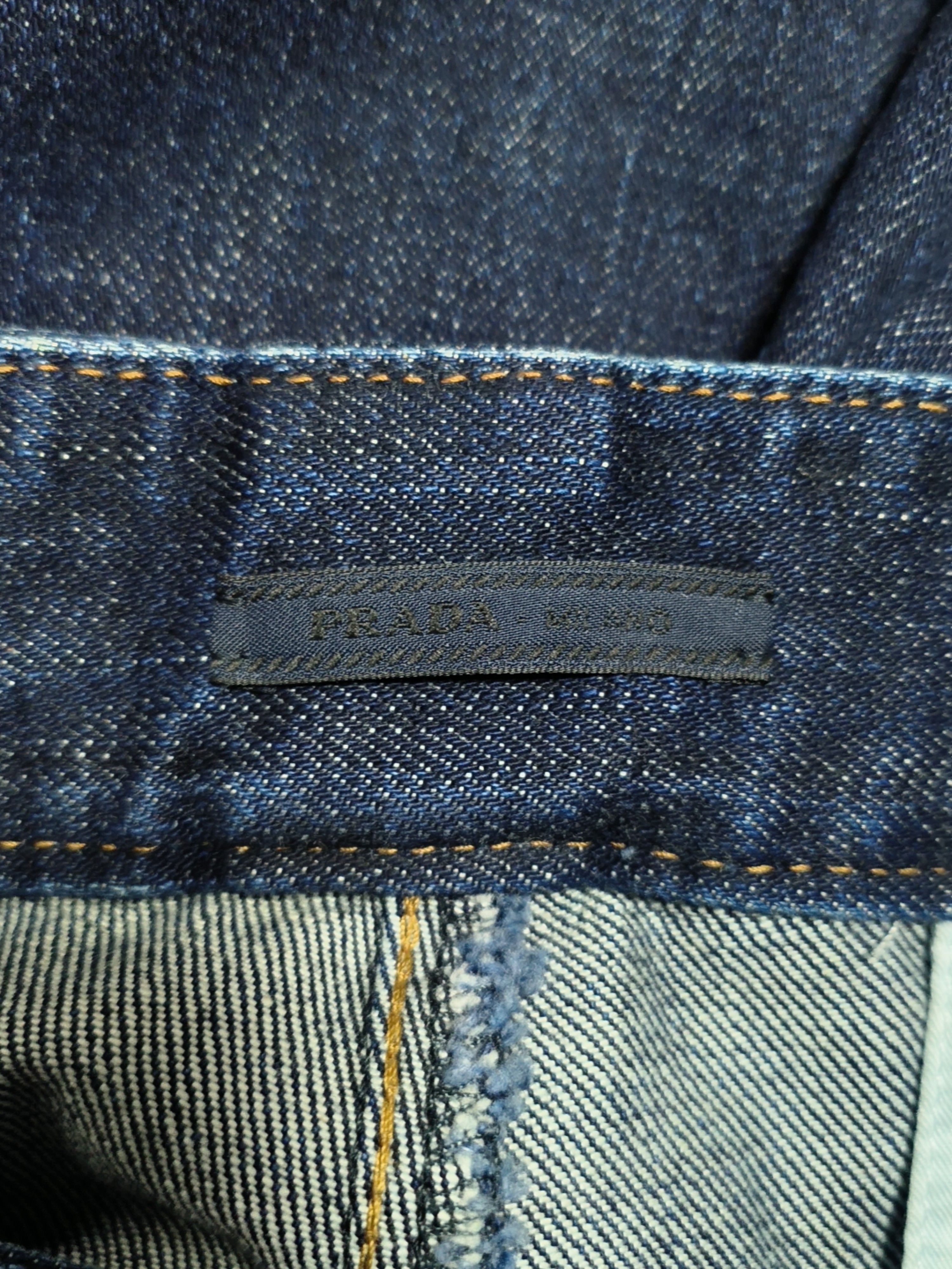 Prada Prada Logo Patch Denim Shorts Size 34 Size US 34 / EU 50 - 3 Thumbnail