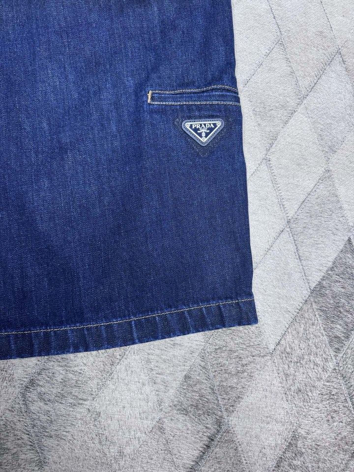 Prada Prada Triangle Logo Denim Shorts Size 36 Size US 36 / EU 52 - 6 Thumbnail