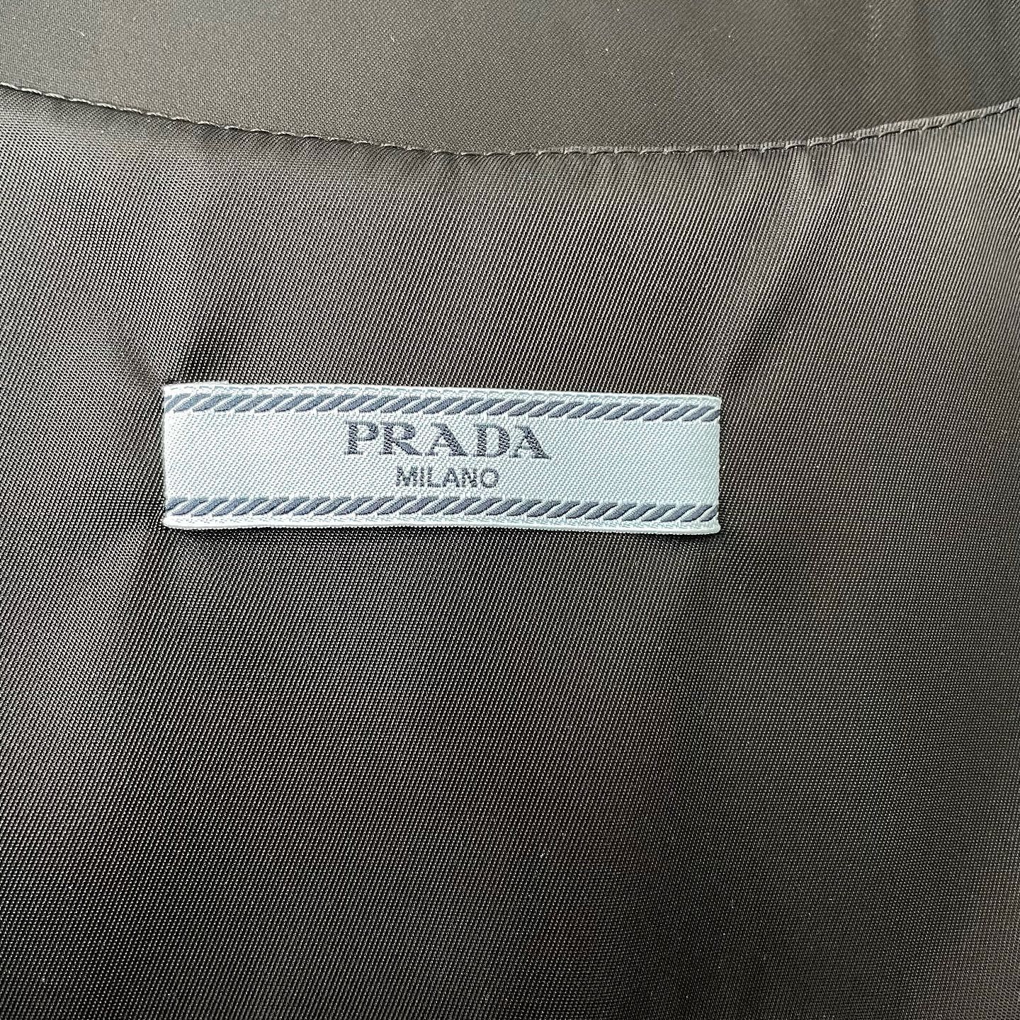 Prada Prada Enamel Logo Pocket Dress Size 42 Size M / US 6-8 / IT 42-44 - 3 Thumbnail