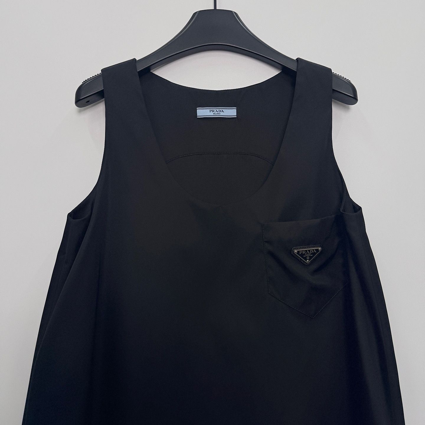 Prada Prada Enamel Logo Pocket Dress Size 42 Size M / US 6-8 / IT 42-44 - 6 Thumbnail