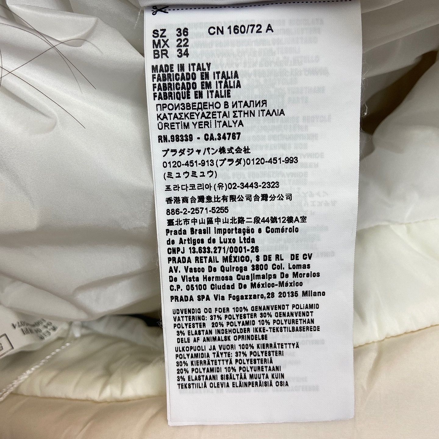 Prada Prada Re-Nylon Logo Snap Jacket Size 36 Size XS / US 0-2 / IT 36-38 - 4 Thumbnail