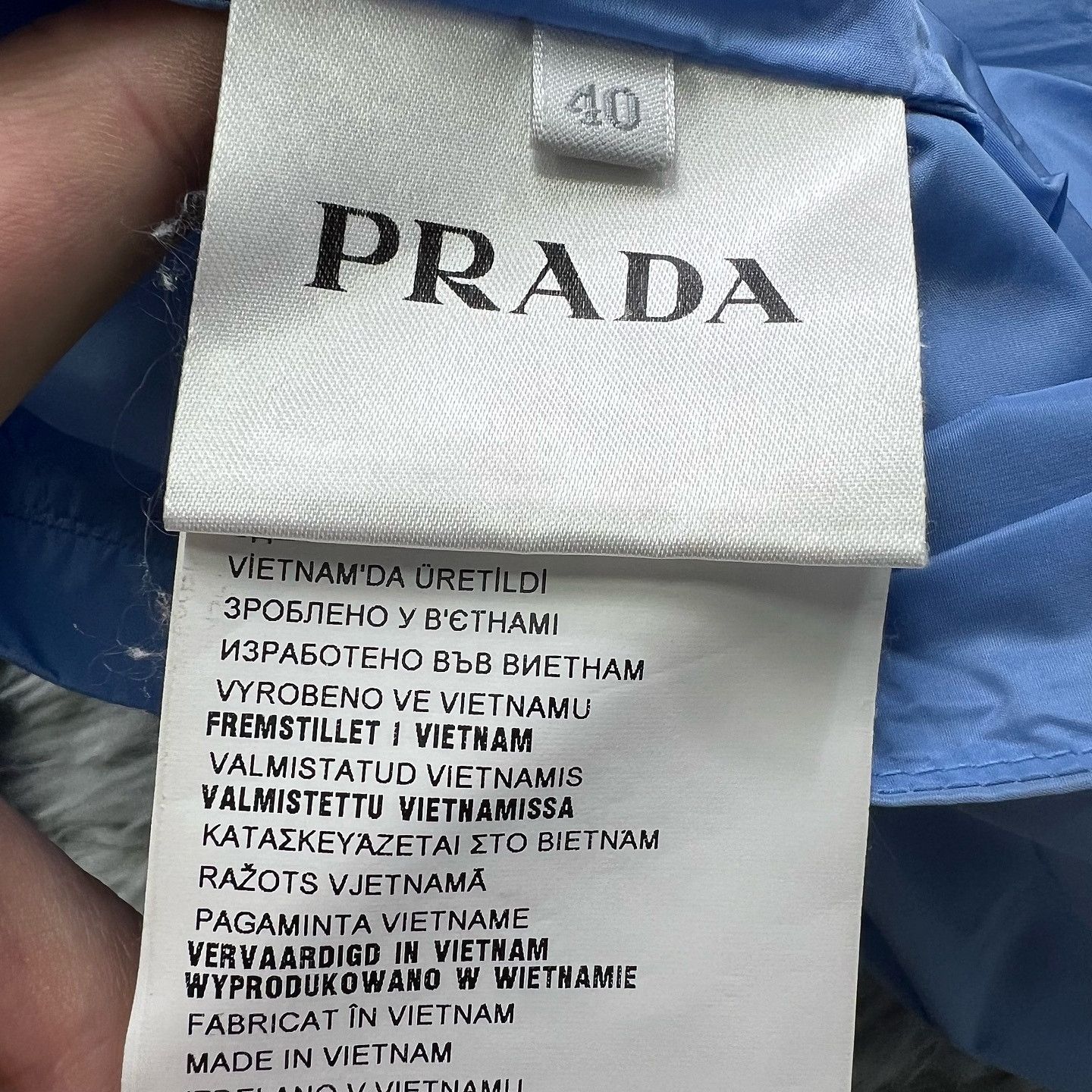 Prada Prada Hooded Windbreaker Jacket Size 40 Size S / US 4 / IT 40 - 4 Thumbnail