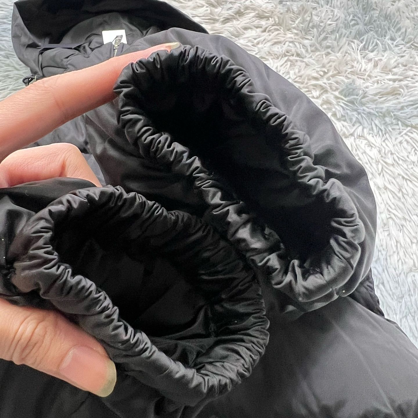 Prada Prada Re-Nylon Logo Puffer Jacket Size 36 Size XS / US 0-2 / IT 36-38 - 8 Thumbnail
