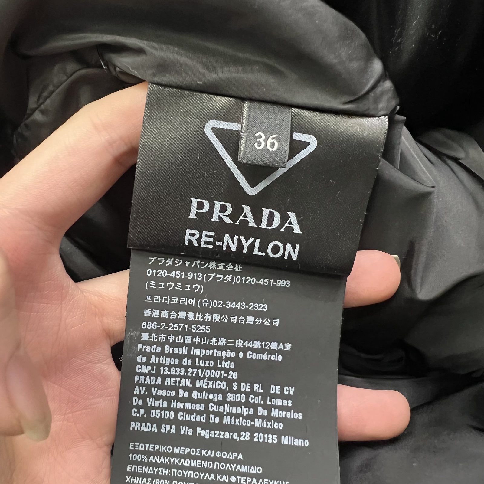 Prada Prada Re-Nylon Logo Puffer Jacket Size 36 Size XS / US 0-2 / IT 36-38 - 4 Thumbnail